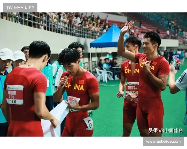 中国男子4x100自接力队夺世锦赛金牌后获国家表彰 体现体育精神与国家荣耀 中国男子4x100自接力队夺世锦赛金牌后获国家表彰 体现体育精神与国家荣耀